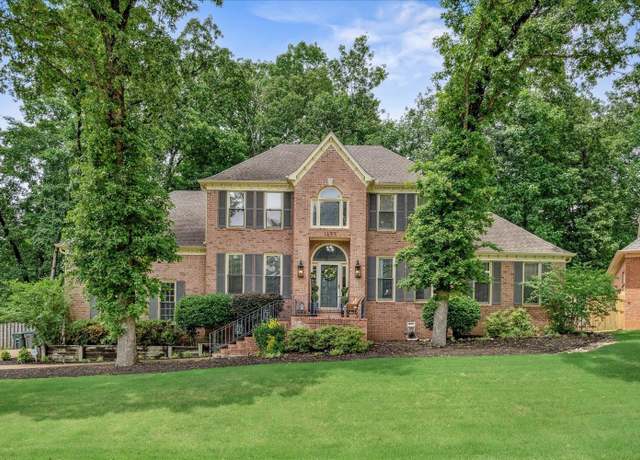 Property at 1659 Saddle Hill Cv, Memphis, TN 38016, 5 beds, 3.5 baths