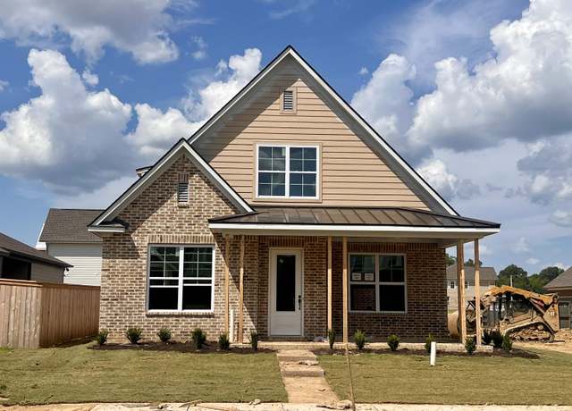 Property at 10246 Louanne Dr, Collierville, TN 38017, 4 beds, 3.5 baths