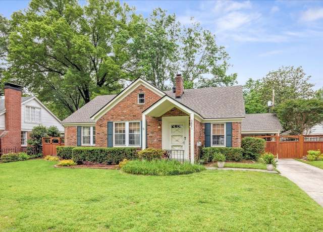 Property at 3821 Highland Park Place Dr S, Memphis, TN 38111, 5 beds, 2 baths