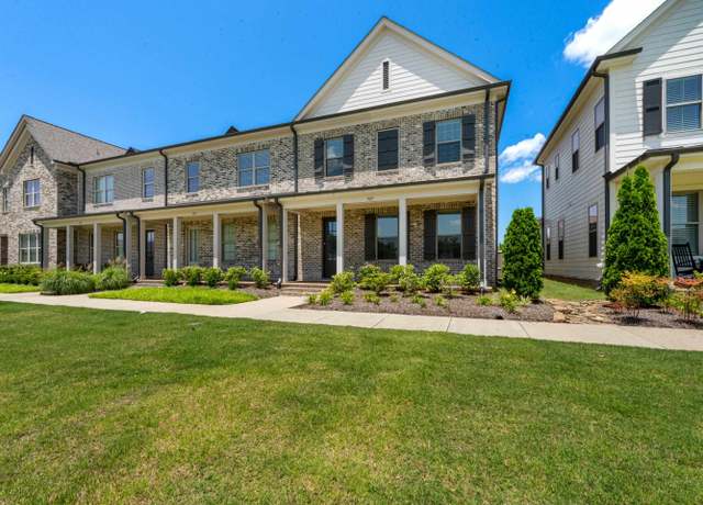 Property at 909 Ufton Aly, Collierville, TN 38017, 3 beds, 2.5 baths