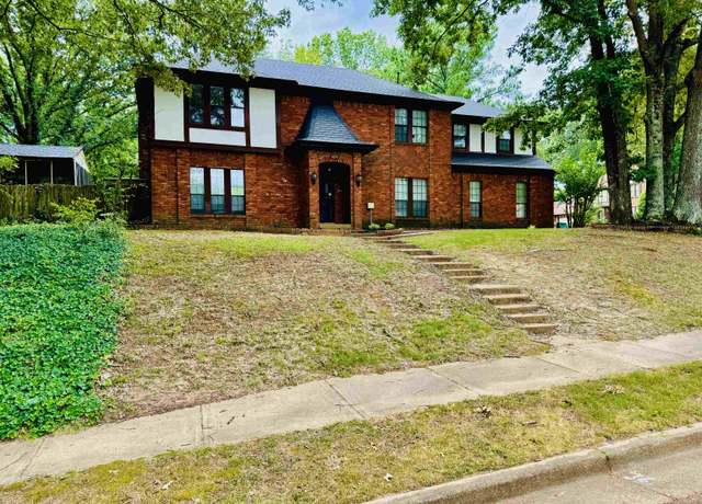 Property at 8699 Cherry Spring Dr, Memphis, TN 38016, 4 beds, 2.5 baths