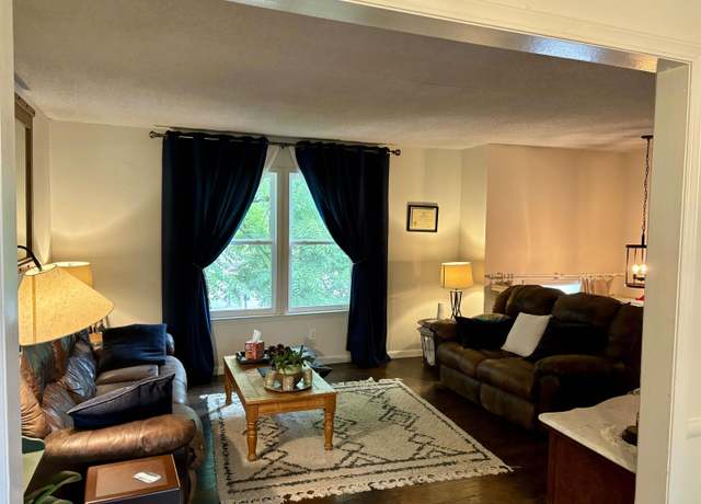 Property at 2331 Whitney Ave, Memphis, TN 38127, 4 beds, 1.5 baths
