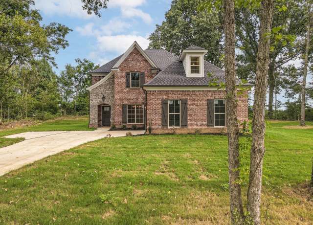 Property at 2198 Woodlawn Rd, Brighton, TN 38011, 4 beds, 2.5 baths