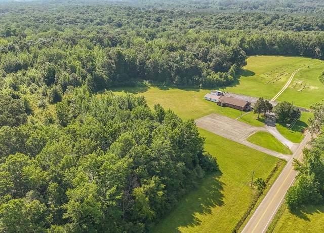 Property at 495 Tn-22 Alt Hwy, Jacks Creek, TN 38347, 3 beds, 3 baths
