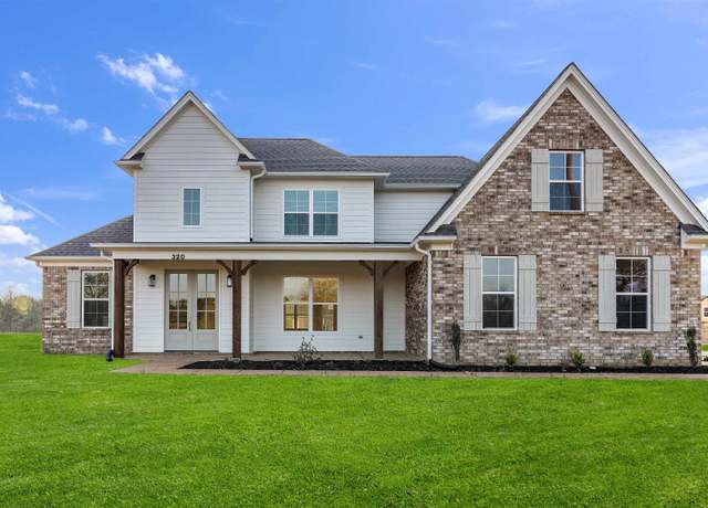 Property at 320 Wirt Rd, Oakland, TN 38060, 5 beds, 3.5 baths