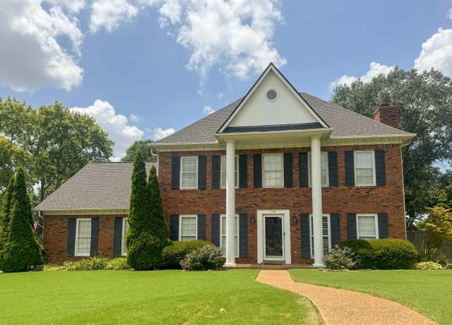 Property at 705 Cotham Dr, Collierville, TN 38017, 5 beds, 2.5 baths