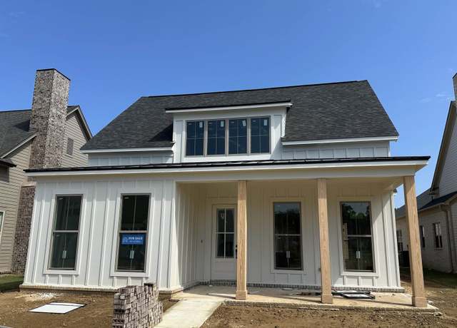 Property at 415 Valley Forge Ln, Rossville, TN 38066, 3 beds, 3.5 baths