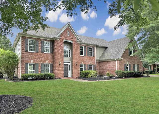 Property at 10400 Page Manor Cv, Collierville, TN 38017, 4 beds, 3.5 baths