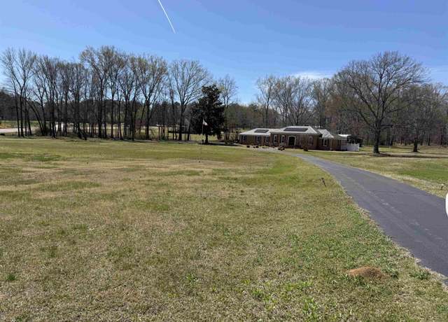 Property at 3249 Highway 22 Hwy, Michie, TN 38357-5023, 3 beds, 2.5 baths