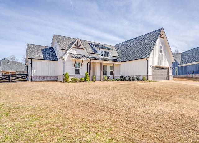 Property at 255 Highland Park Cv, Oakland, TN 38060, 4 beds, 2 baths