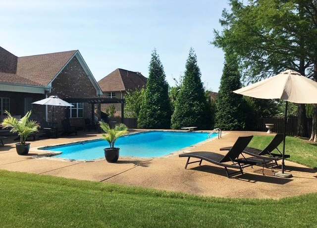 Property at 40 Darlington Cv, Jackson, TN 38305-7561, 4 beds, 3 baths