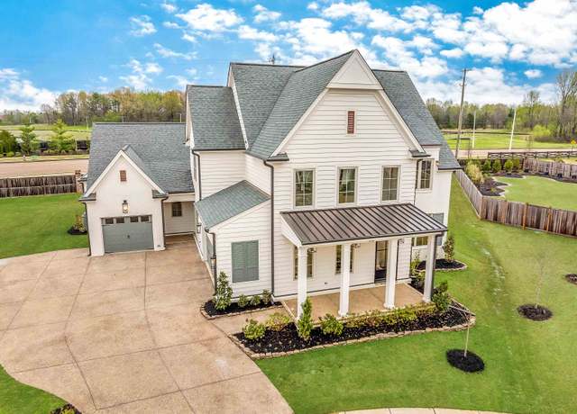 Property at 882 Cypress Vine Cv, Collierville, TN 38017, 4 beds, 3.5 baths