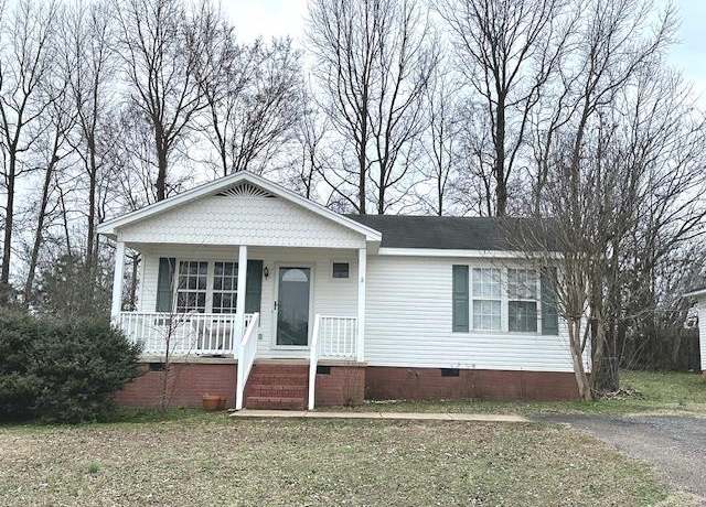 Property at 70 Navajo Trl, Savannah, TN 38372, 2 beds, 1 bath