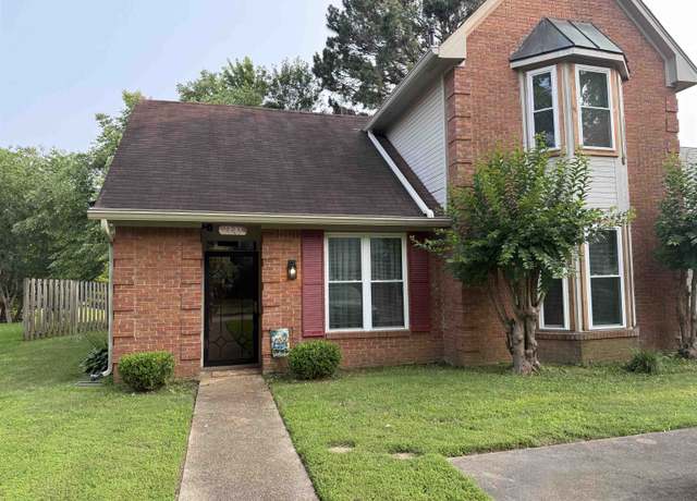 Property at 1145 Hunters Lake Dr, Memphis, TN 38018, 3 beds, 2.5 baths