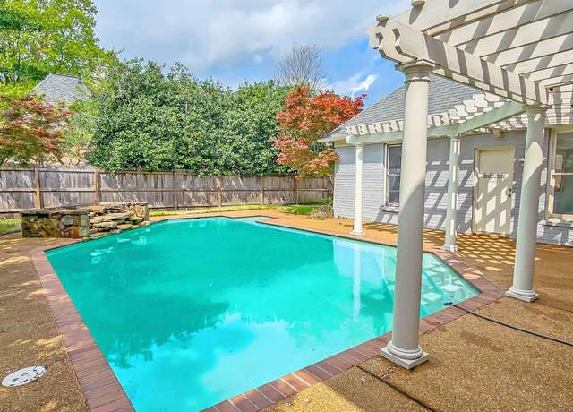 Property at 1521 Wyndham Cv, Memphis, TN 38120, 5 beds, 3.5 baths