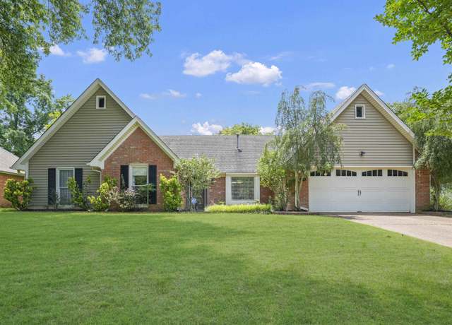 Property at 8233 E Timber Creek Dr, Memphis, TN 38018, 5 beds, 2 baths