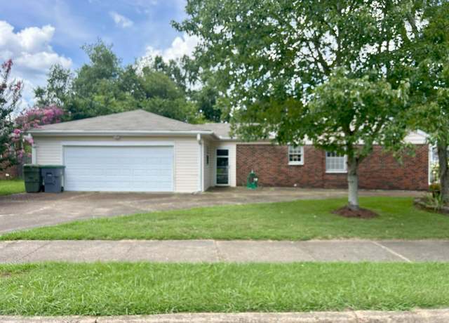 Property at 221 N N Yates Rd, Memphis, TN 38120, 3 beds, 2 baths