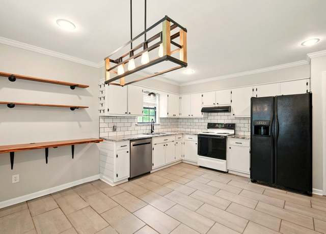Property at 979 Ray Bluff Rd, Millington, TN 38053, 3 beds, 2 baths