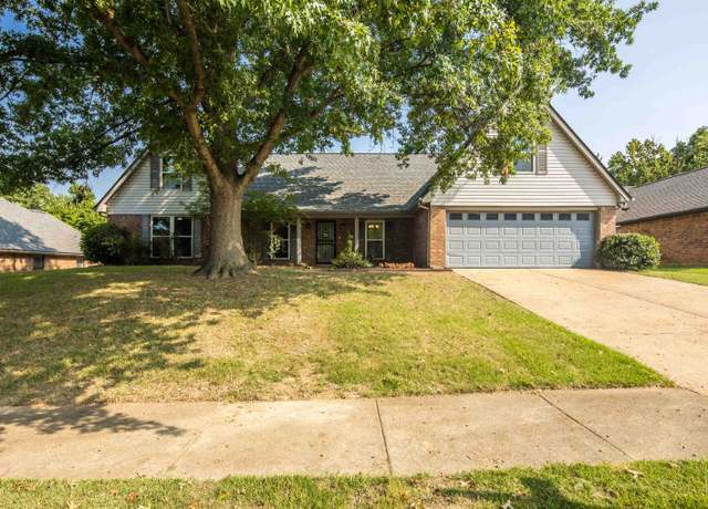 Property at 6364 Eastbrier Dr, Bartlett, TN 38135, 4 beds, 2 baths