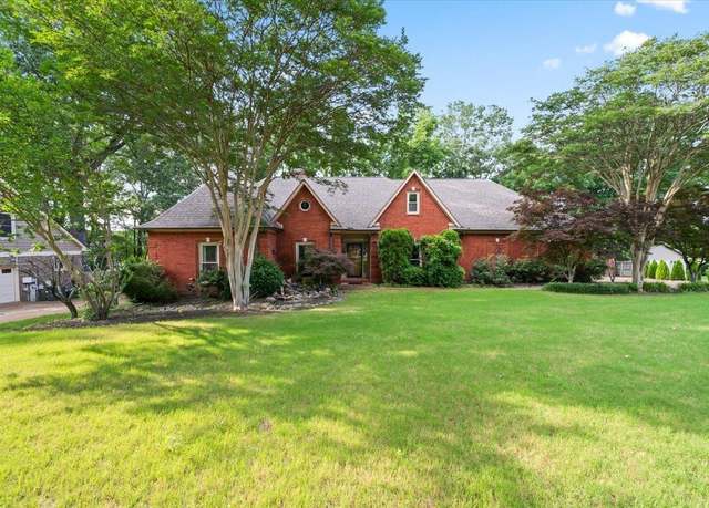 Property at 9032 Summer Grove Cv, Memphis, TN 38018, 4 beds, 3 baths