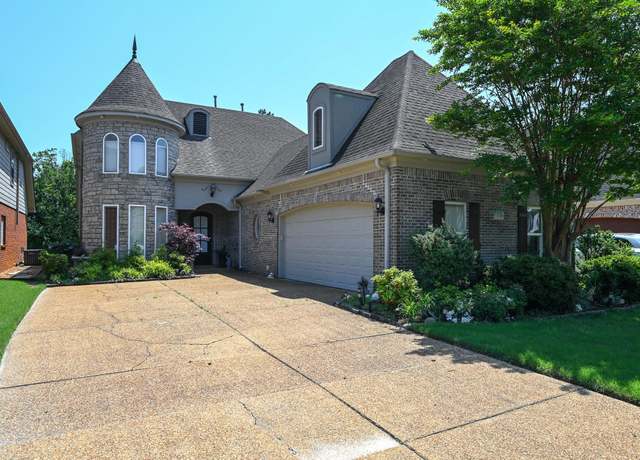 Property at 6384 Cheyenne Dr, Olive Branch, MS 38654, 4 beds, 3 baths