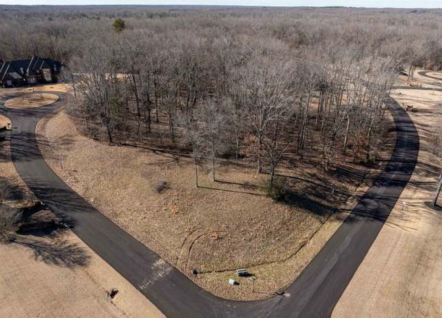 Property at 40 Kingsbury Cv, Eads, TN 38028