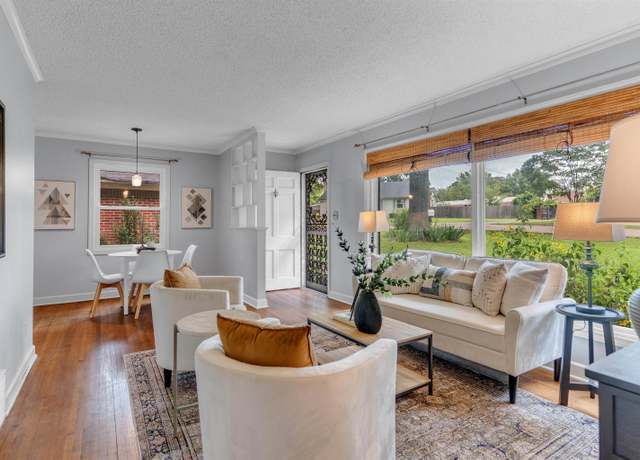 Property at 2429 Arthur Rd, Germantown, TN 38138, 3 beds, 1.5 baths