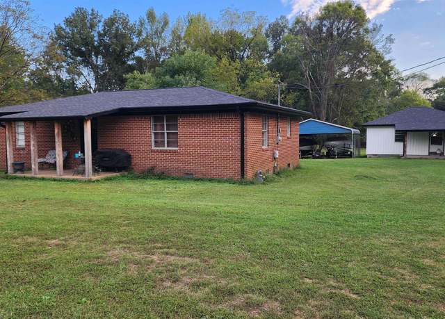 Property at 290 N Main St, Saltillo, TN 38370, 3 beds, 1 bath