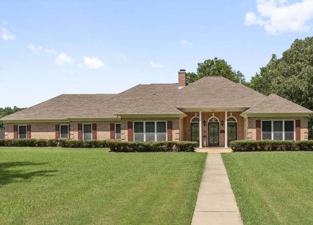 Property at 4567 Garner Pl, Bartlett, TN 38135, 4 beds, 3 baths