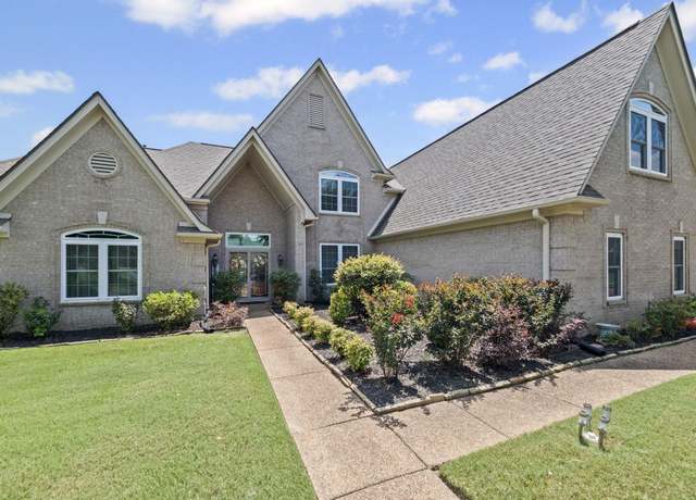 Property at 9403 Barkley Manor Cv, Collierville, TN 38017, 5 beds, 3.5 baths