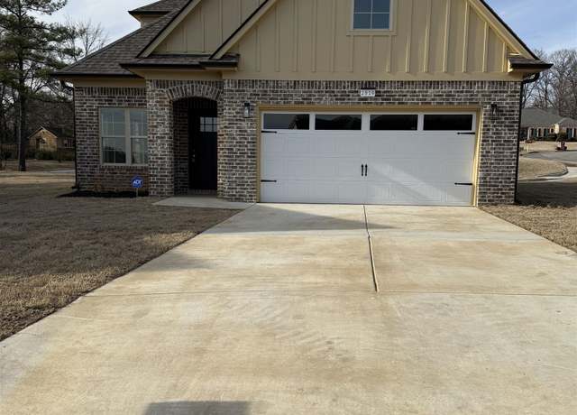 Property at 2819 Epping Crest Cv, Memphis, TN 38128, 4 beds, 2.5 baths