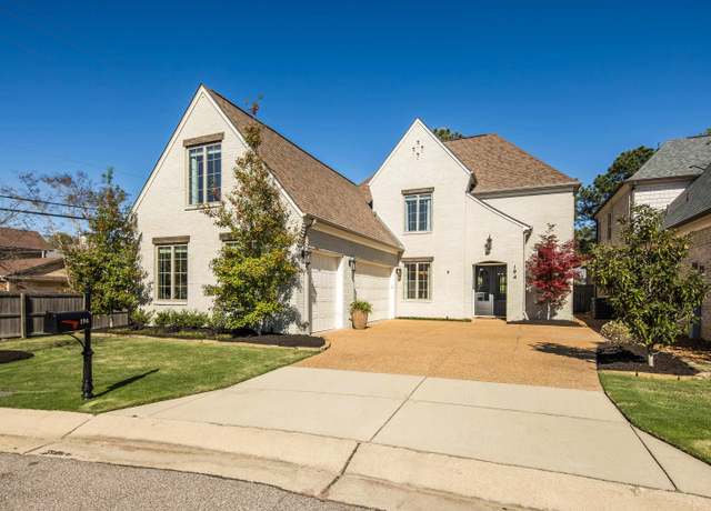 Property at 194 Chadwick Woods Ln, Collierville, TN 38017, 4 beds, 4.5 baths