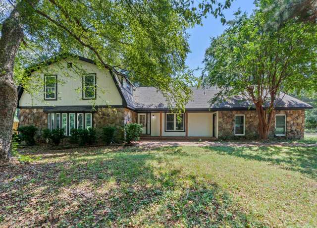 Property at 4235 Sykes Rd, Millington, TN 38053, 7 beds, 5.5 baths