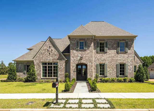 Property at 9932 Whittmore Park Ln, Collierville, TN 38017, 4 beds, 4.5 baths