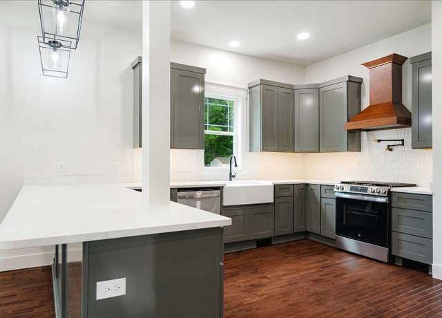 Property at 227 Park St, Covington, TN 38019, 4 beds, 3 baths