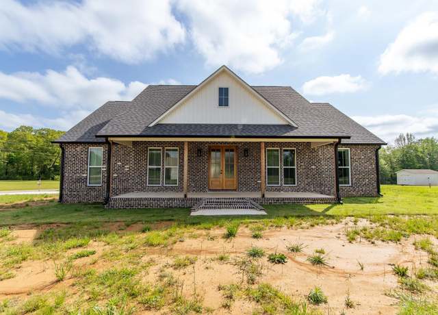 Property at 300 Charleston Ln, Adamsville, TN 38310, 3 beds, 2.5 baths