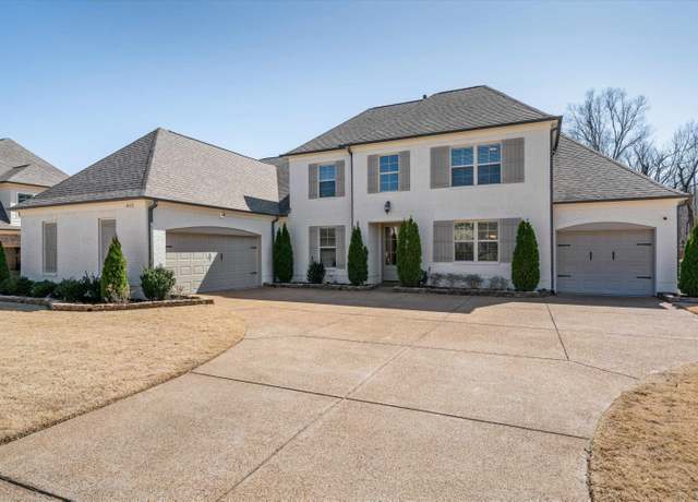 Property at 4842 Maple Walk Dr, Lakeland, TN 38002, 4 beds, 3 baths