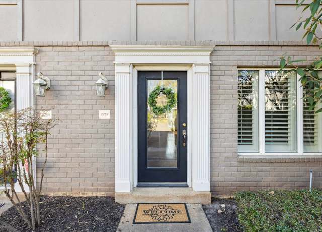 Property at 2252 Germantown Dr W, Germantown, TN 38138, 2 beds, 1.5 baths