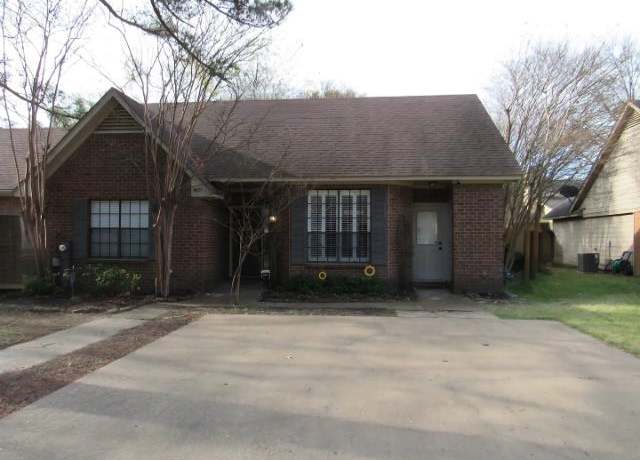 Property at 6677 Millers Pond Cir, Memphis, TN 38119, 2 beds, 2 baths