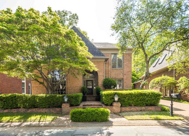 Property at 951 W Riverwalk Dr, Memphis, TN 38120, 4 beds, 3 baths
