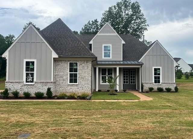 Property at 235 Drake Dr, Piperton, TN 38017, 4 beds, 3 baths