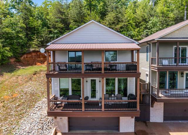 Property at 355 High Pointe Dr, Savannah, TN 38372-1559, 3 beds, 2.5 baths