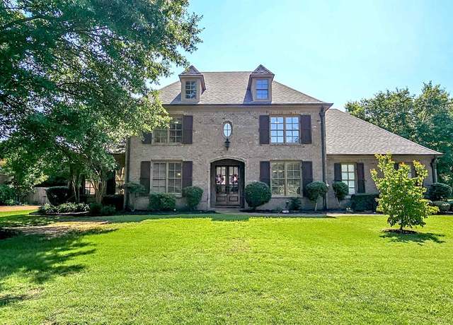 Property at 3166 Saddlegait Cv, Germantown, TN 38138, 5 beds, 4 baths