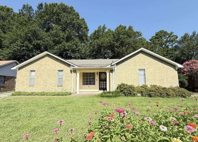 Property at 3515 Wooddale Cv, Memphis, TN 38118, 3 beds, 2 baths