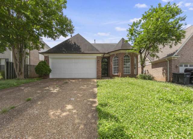 Property at 20 Garden Springs Dr, Oakland, TN 38060, 3 beds, 2 baths