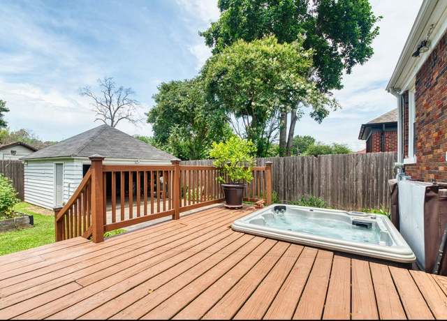 Property at 883 N Mclean Blvd, Memphis, TN 38107, 3 beds, 2 baths
