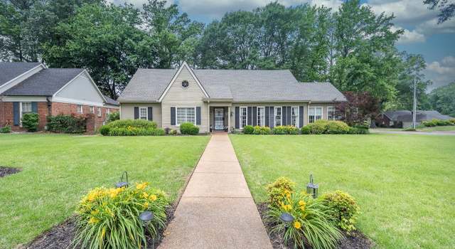 Photo of 1525 Poplar Ridge Dr, Memphis, TN 38120
