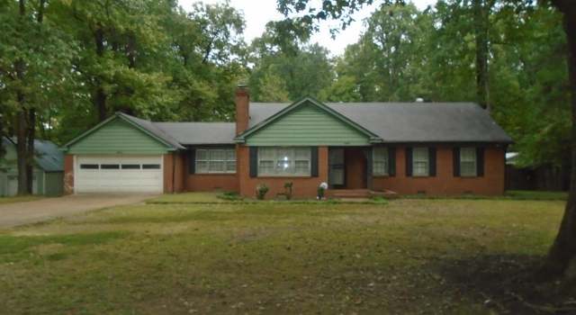 Photo of 3944 Mallard Point Dr, Memphis, TN 38128
