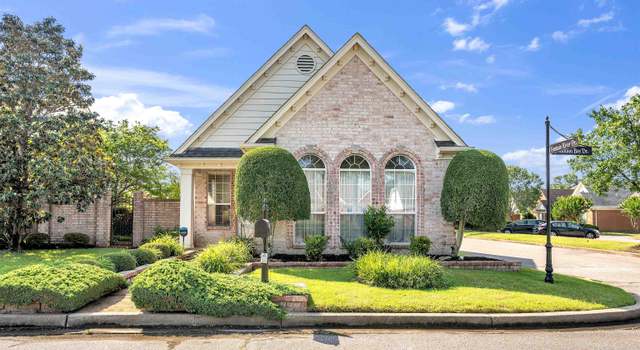 Photo of 5563 Fountain Bay Dr, Memphis, TN 38120