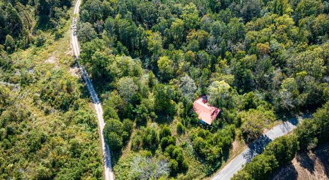 Photo of 1368 Mt Lebanon Rd, Decaturville, TN 38329